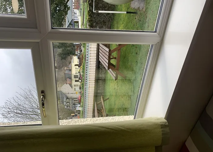 1 Lochness Rooms&Hostel