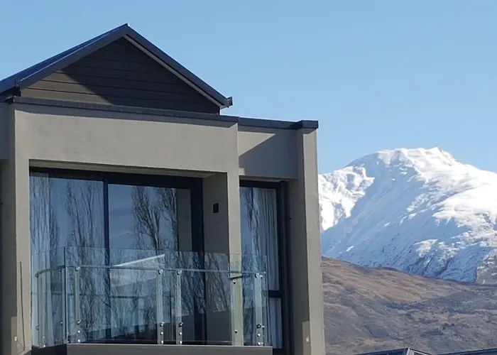 West Meadows Of Wanaka