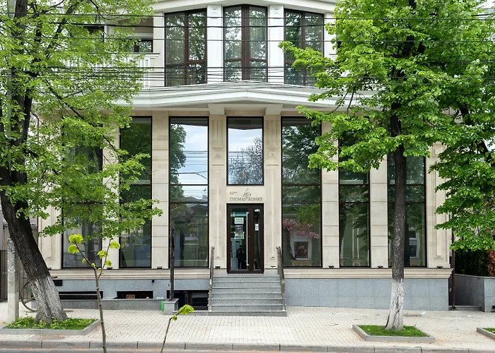 Thomas Albert Hotel