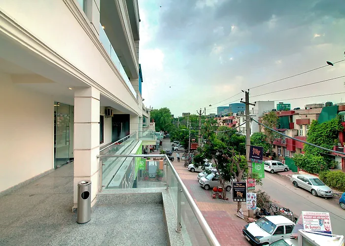 Staayz Premium Gurgaon