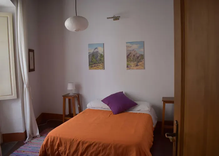 Hostel Albergue La Casa Encantada