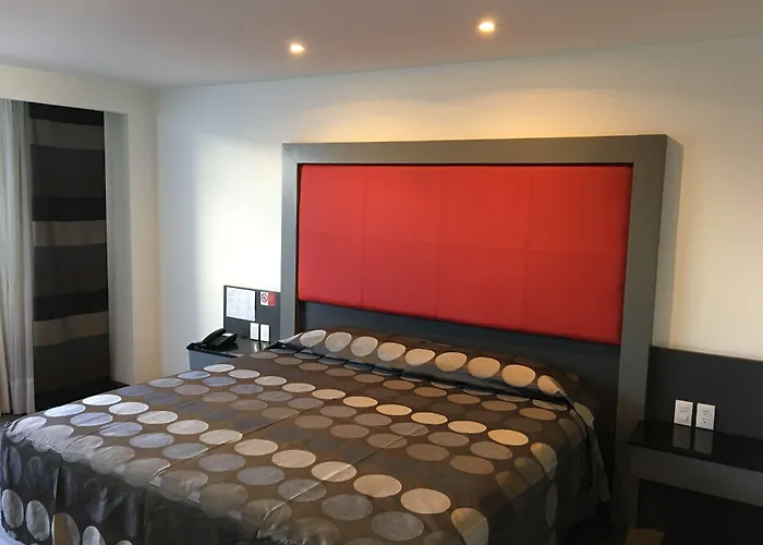 Hotel cerca del aeropuerto: Hotel Atenas Plaza
