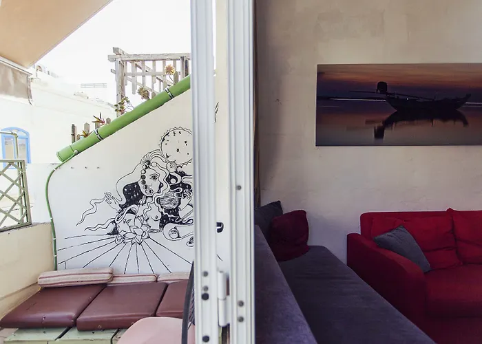 Granny'S Inn Hostel