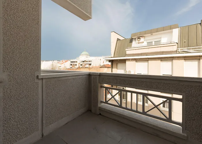 Hotel Tesla - Smart Stay Garni