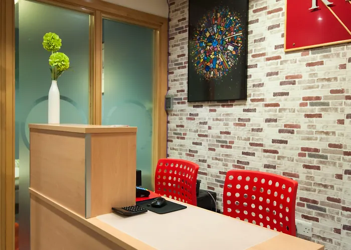 Russell Scott Backpackers Hostel