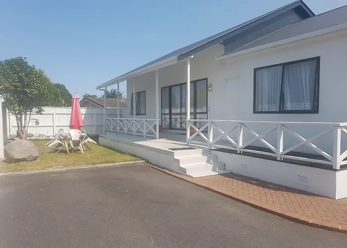 Central hotel: Boulevard Motel