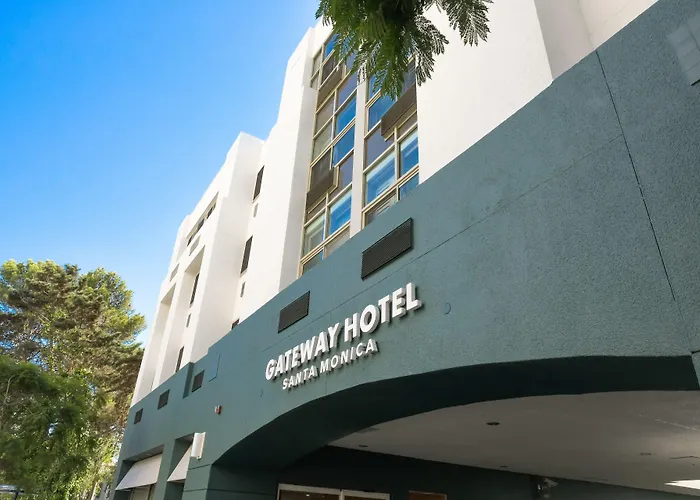 Family resorts Gateway Santa Monica