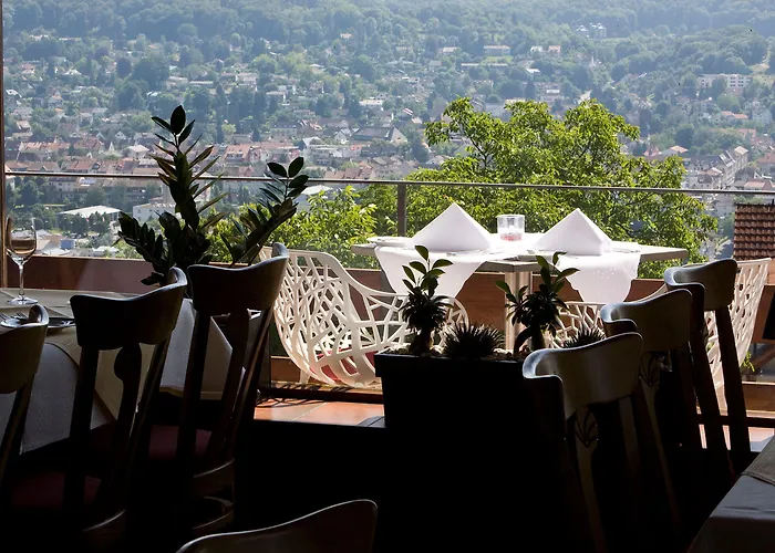 Restaurant- Maien