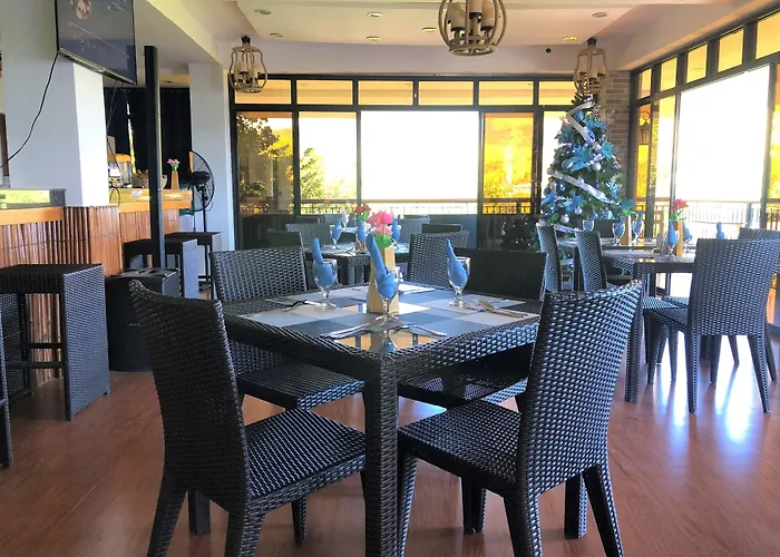 Pets Allowed Hotel Skylodge