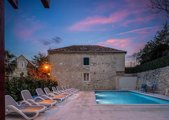 Pet Friendly hotel: Hotel Agava Split