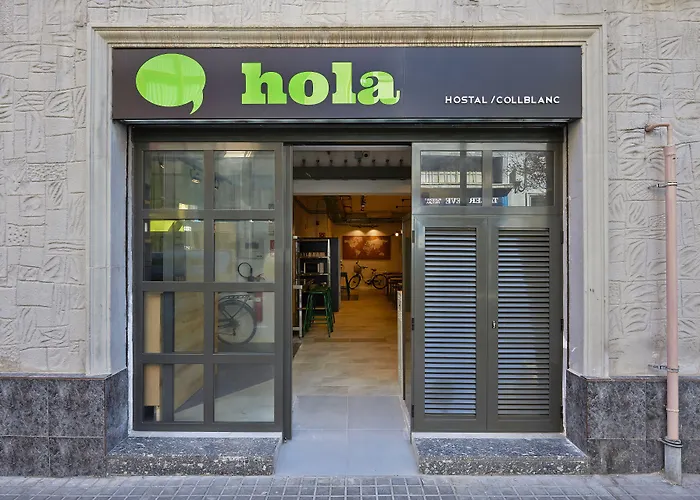Hola Hostal Collblanc
