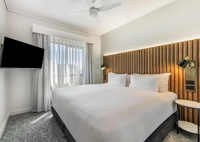 My Aparthotels Adina Apartment Perth Barrack Plaza