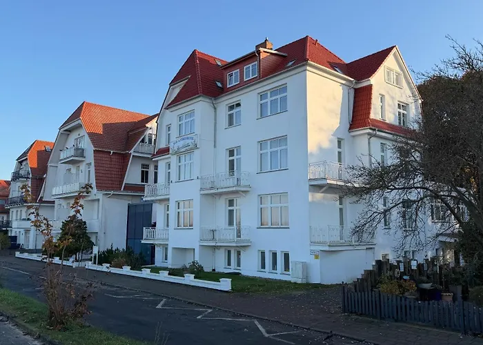Hotel mit Hund Sanddorn, Kur- Und Ferienhotel, Direkte Strandlage, Meerblick, Fahrstuhl, Parkplatz