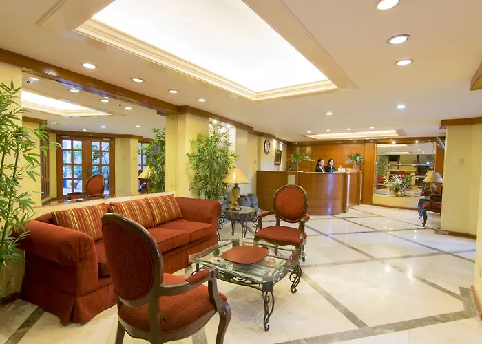 Central hotel: The Manor Hotel