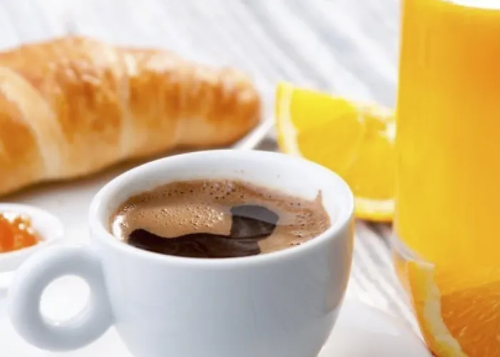 Opera House Valencia B&B