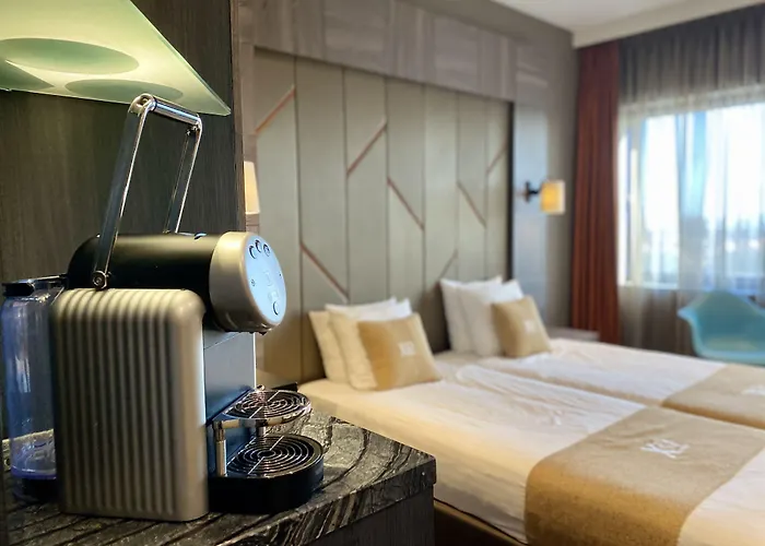 Resort: Xo Hotels Couture