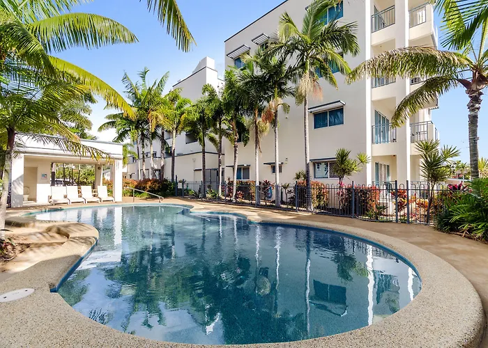 Beach Hotels Madison Ocean Breeze Apartments