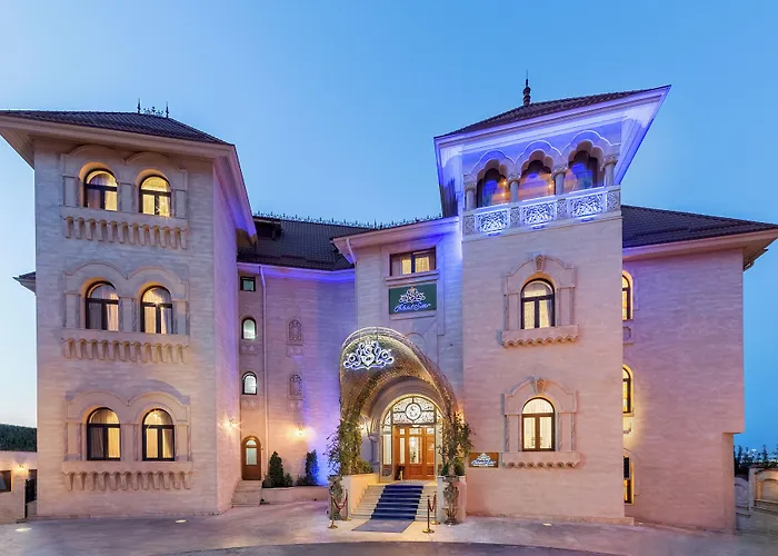 Hotel near College: Suter Palace Heritage Boutique Hotel