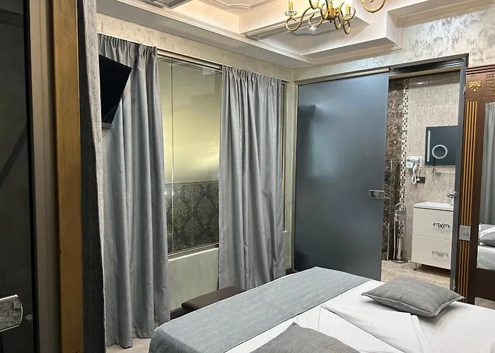 Hotel Roma&Tours
