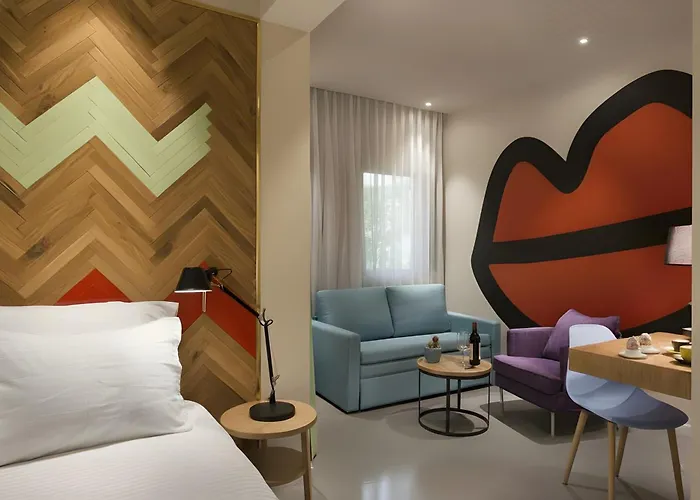 Cucu Hotel