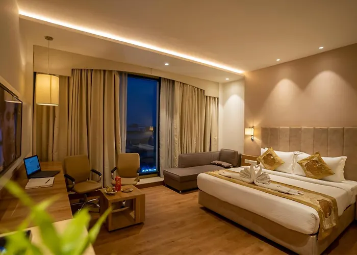 Resort: Celebrant Hotel