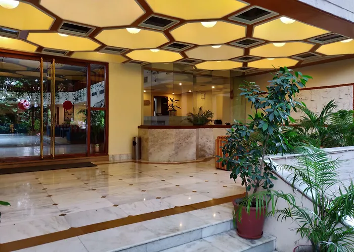 Beach hotel: Rajdarshan - A Lake View Hotel In Udaipur