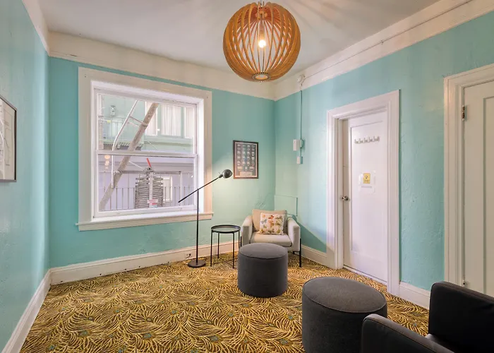 Hi San Francisco Downtown Hostel (Adults Only)