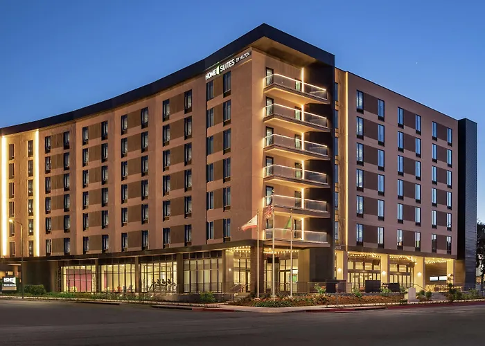 3 star hotel: Home2 Suites By Hilton Woodland Hills Los Angeles