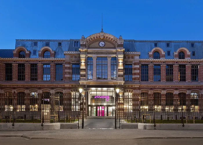 Hotel pres du College: Moxy Lille City