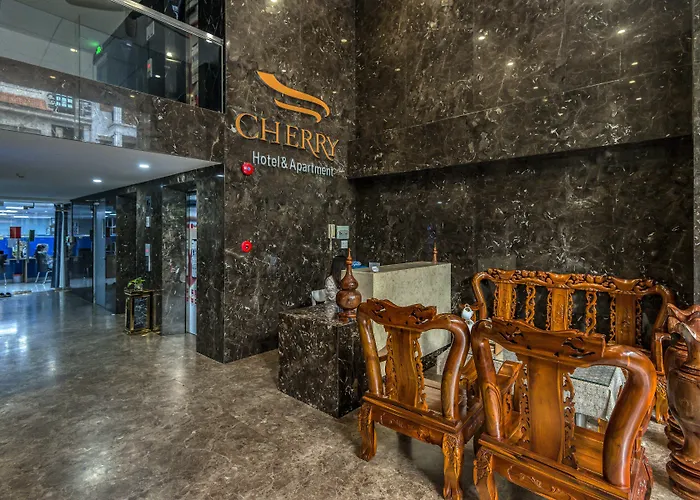 Central hotel: Cherry Hotel And Apartment