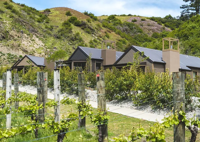 Luxury hotel only: Gibbston Valley Lodge And Spa