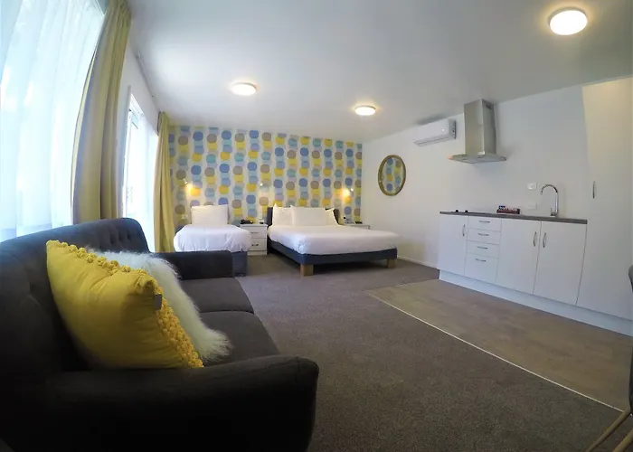 Family resorts Adelphi