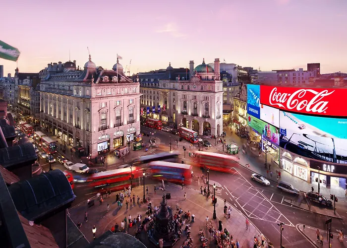  Zedwell Piccadilly Circus