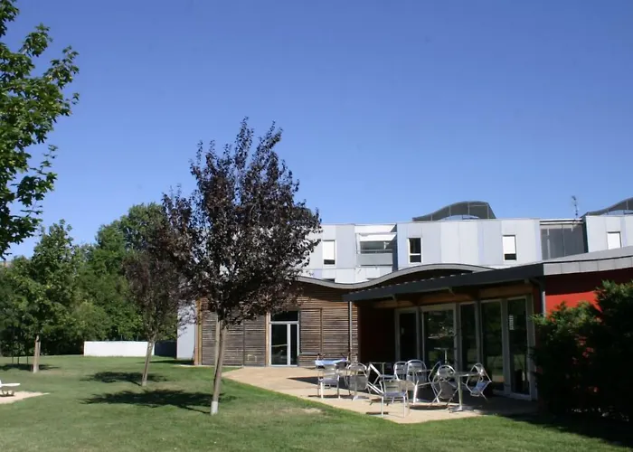 Auberge De Jeunesse Hi Grenoble