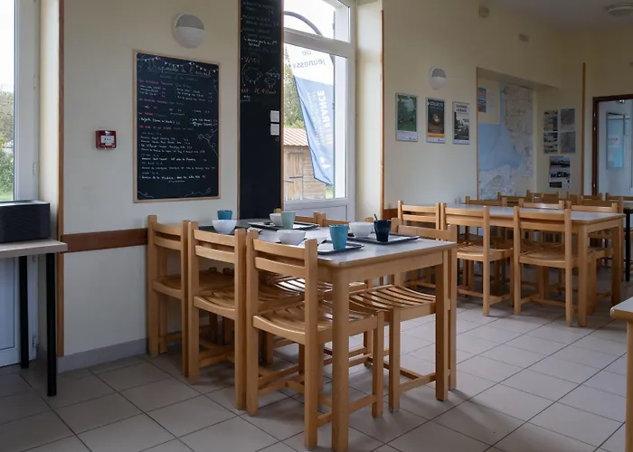 Auberge de Jeunesse HI Genêts