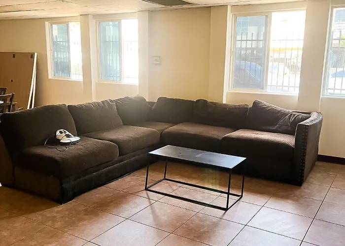 Van Nuys Homes For The Soul