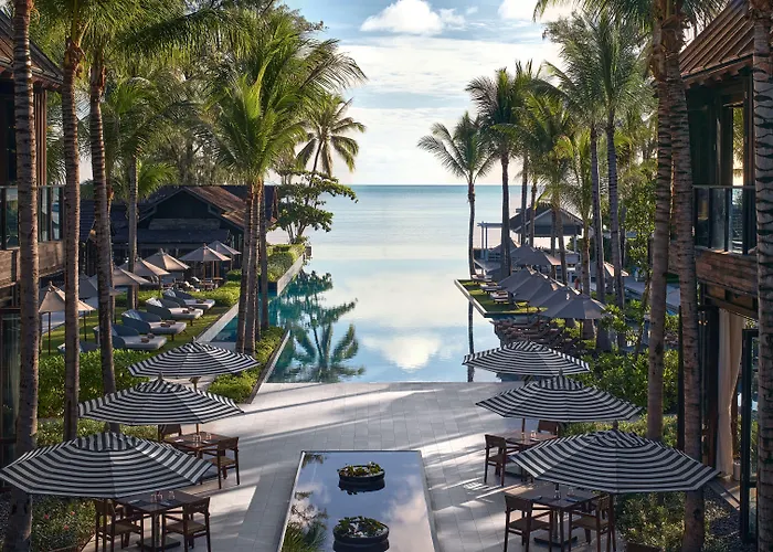 Luxury hotel only: Kimpton Kitalay Samui By Ihg