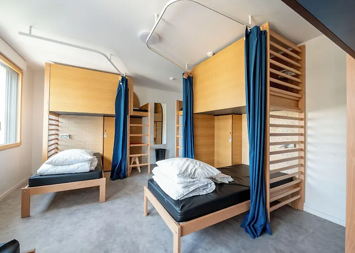 Ucpa Sport Station Hostel Paris