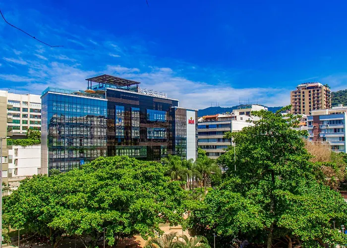 Hotels with pool Arena Ipanema