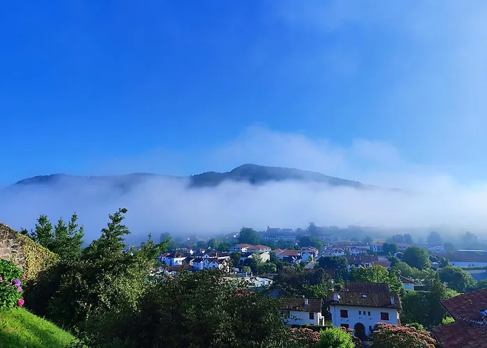 Auberge Du Pelerin Gite De Charme En Pierre Avec Vue Sur Les Montagnes