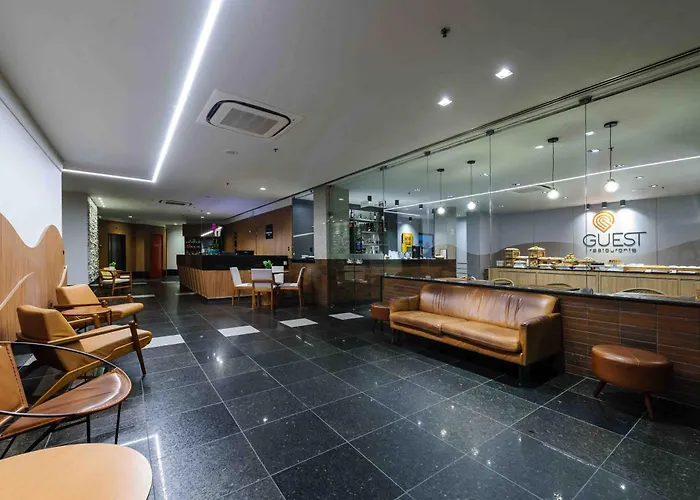 Vitoria Praia Hotel