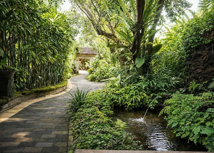  Yulia Village Inn Ubud