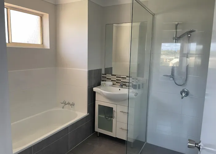 Cheap hotels Bayview Beach Holiday Apartments