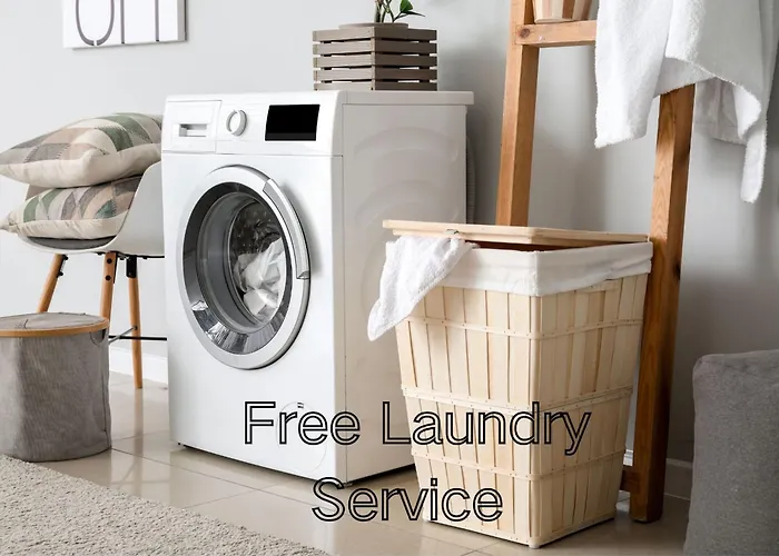 Wenjun Courtyard Hotel Chengdu ,Chinese Ancient Style, English-Speaking Service ,Local Tours, Free Laundry, Free Coffee