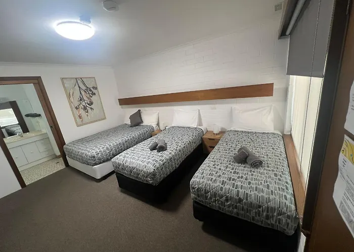 Motels Orana Motor Inn