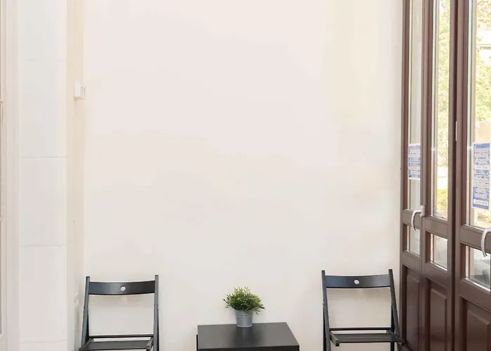 360 Hostel Borne