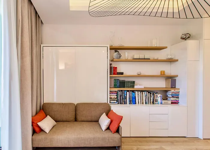 GRAND HÔTEL City Center at 2 minutes walk from the beach
