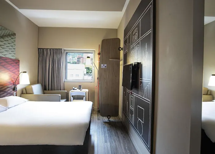 Hotel: Hotel Ibis Cali Granada