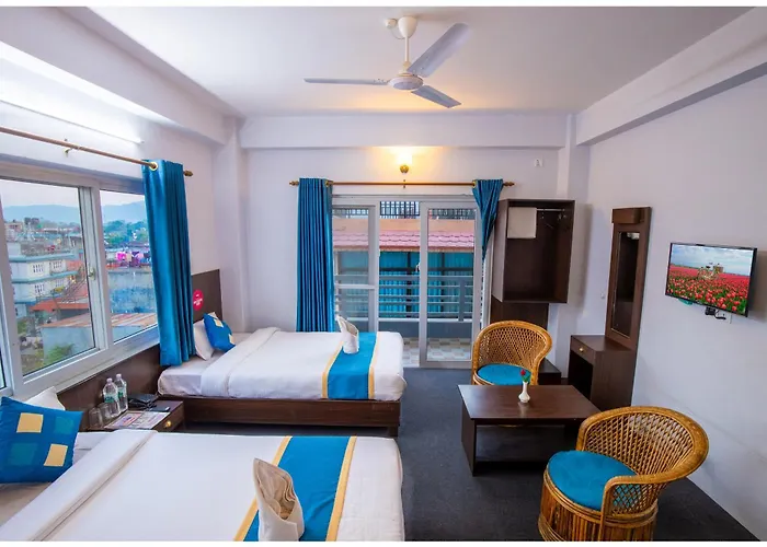 Beach hotel: Hotel Tulip Pokhara Inn