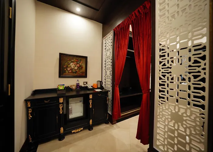 Mayfair Tea Resort